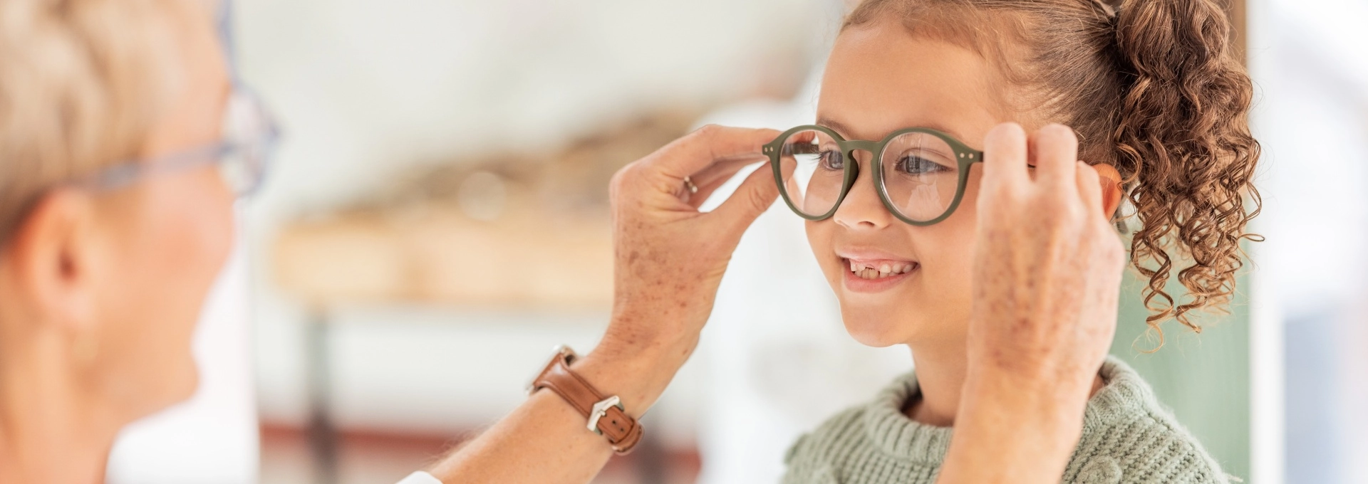 comment-initier-un-enfant-a-porter-ses-lunettes-avec-plaisir-et-confiance